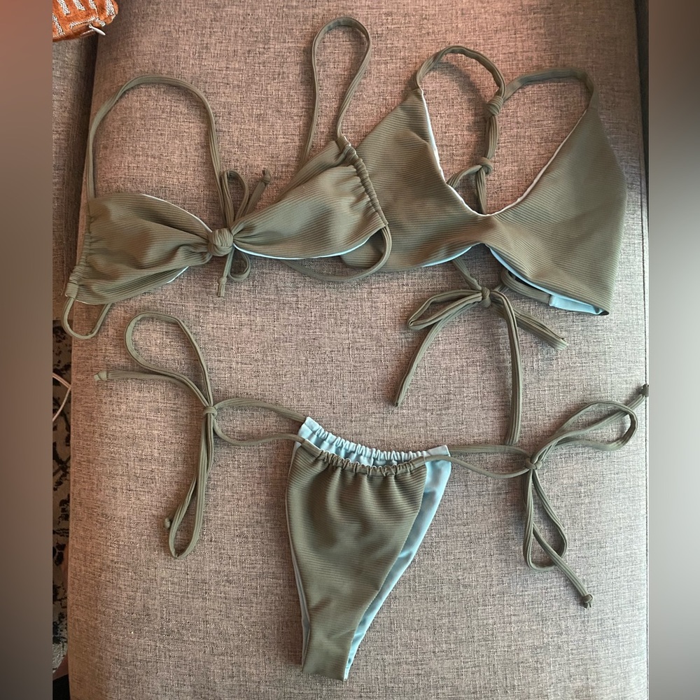 Reversible - Ribbed olive/blue three piece bikini set